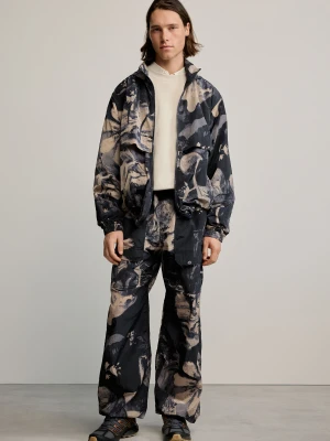 Długie spodnie we wzór Desigual