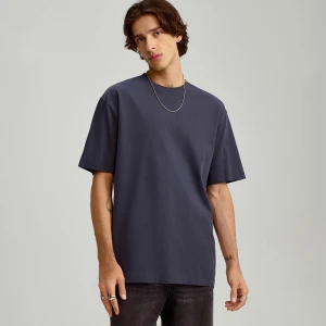 Dłuższa koszulka loose fit grafitowa House