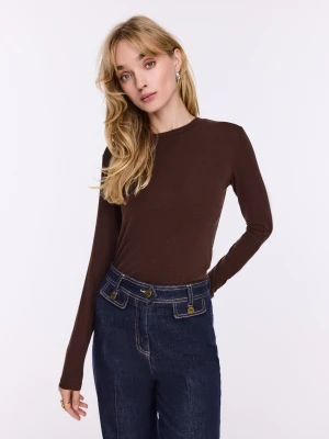 Dopasowana czekoladowa bluzka z długim rękawem TARANKO