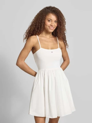 Dopasowana sukienka casualowa z czystej bawełny Tommy Jeans