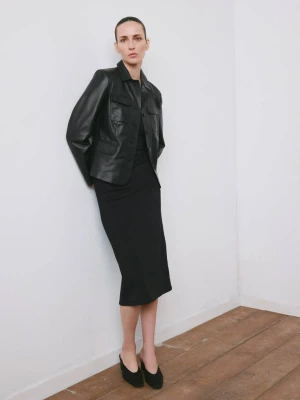 Dopasowana sukienka z dekoltem w serek czarny - Kobieta - - MANGO