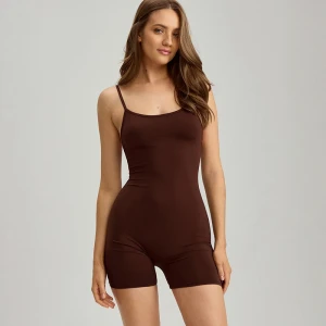 Dopasowany kombinezon na ramiączkach brązowy House