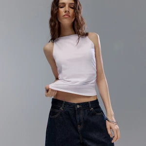 Dopasowany top z marszczeniami biały House