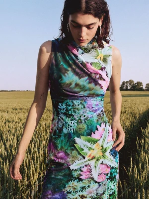 Drapowana sukienka w kwiaty Desigual