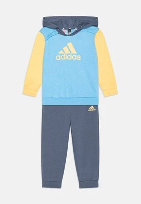 Dres adidas performance