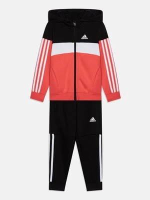 Dres adidas performance