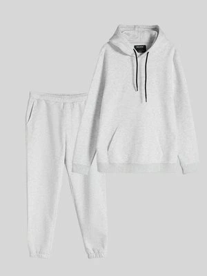 Dres Bershka