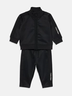 Dres Calvin Klein Jeans