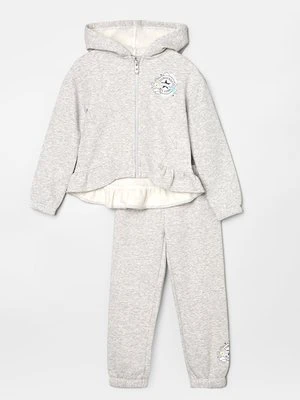 Dres Converse