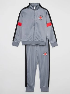 Dres Converse