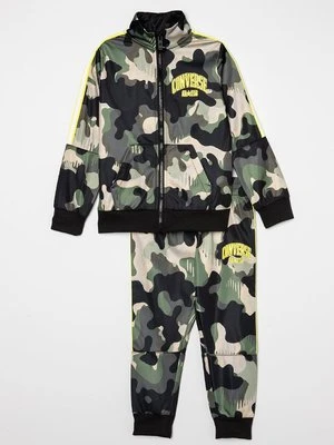 Dres Converse
