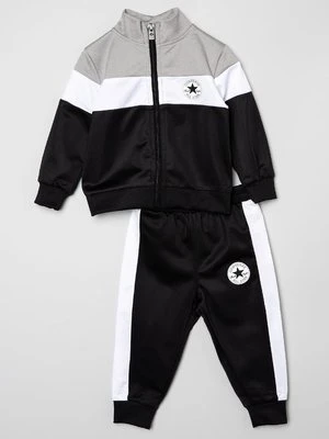 Dres Converse