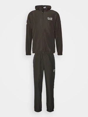 Dres EA7 Emporio Armani