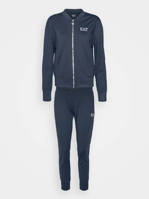 Dres EA7 Emporio Armani