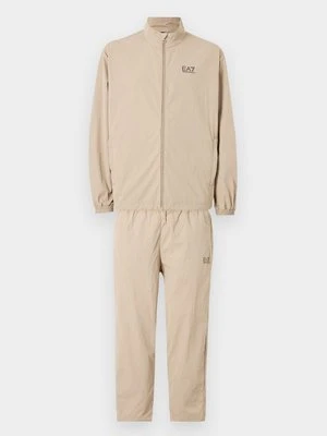 Dres EA7 Emporio Armani