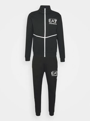 Dres EA7 Emporio Armani