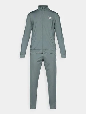 Dres EA7 Emporio Armani