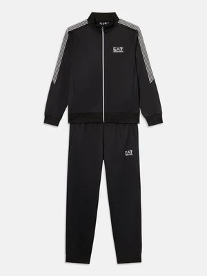 Dres EA7 Emporio Armani