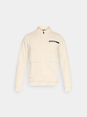 Dres EA7 Emporio Armani