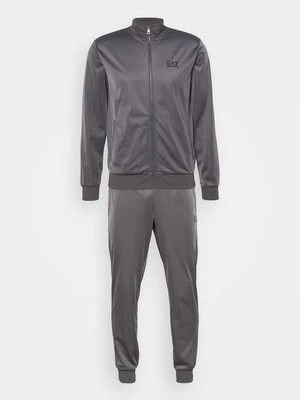 Dres EA7 Emporio Armani