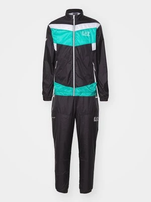 Dres EA7 Emporio Armani