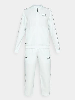 Dres EA7 Emporio Armani