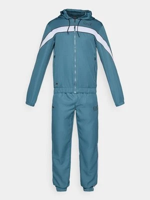 Dres EA7 Emporio Armani