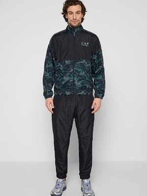 Dres EA7 Emporio Armani