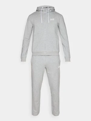 Dres EA7 Emporio Armani