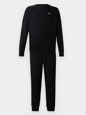 Dres EA7 Emporio Armani