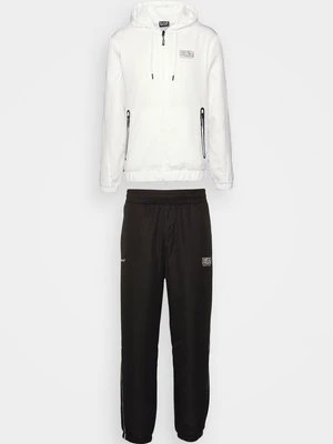 Dres EA7 Emporio Armani