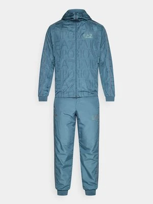 Dres EA7 Emporio Armani