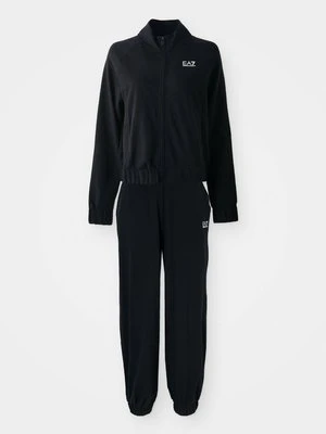Dres EA7 Emporio Armani