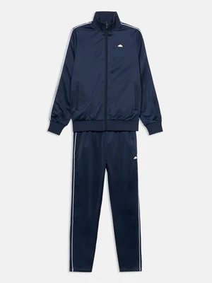 Dres Ellesse