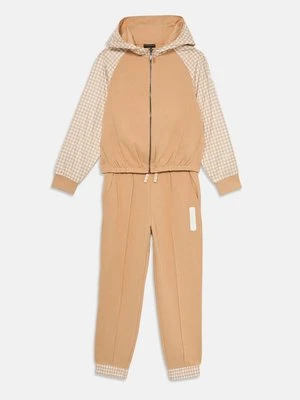 Dres Emporio Armani