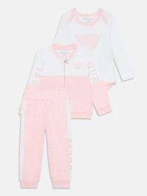 Dres Guess