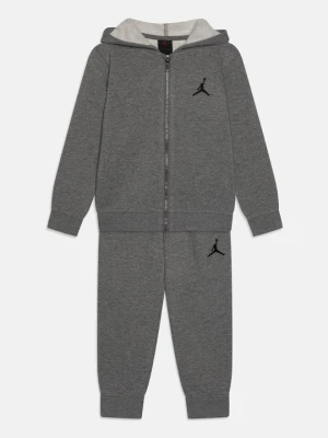 Dres Jordan szary