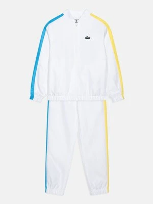 Dres Lacoste