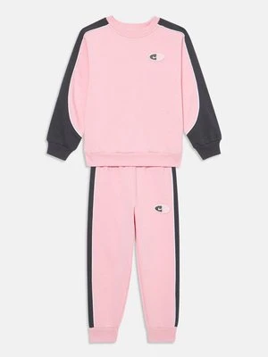 Dres Nike