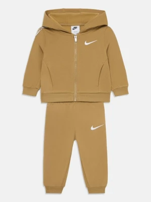 Dres Nike beżowy