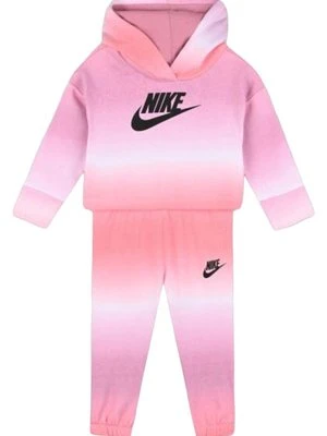 Dres Nike jasnoróżowy