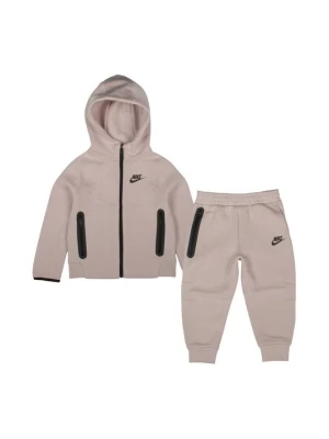 Dres Nike jasnoróżowy