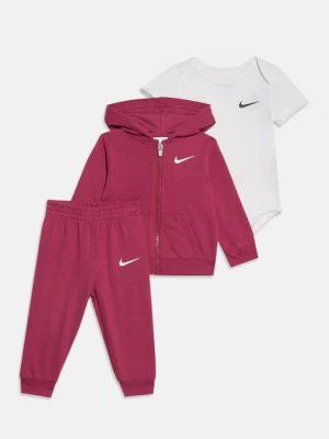 Dres Nike jasnoróżowy melanż