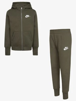 Dres Nike khaki