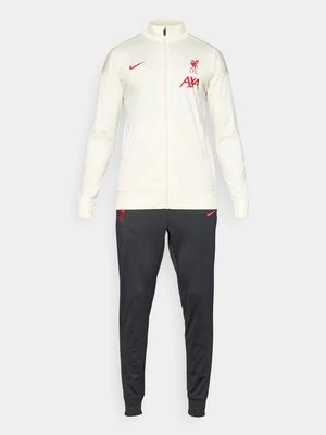 Dres Nike Performance