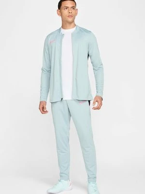 Zdjęcie produktu Dres Nike Performance