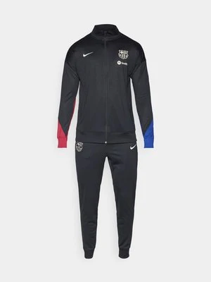 Dres Nike Performance