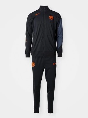 Dres Nike Performance