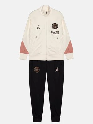 Zdjęcie produktu Dres Nike Performance