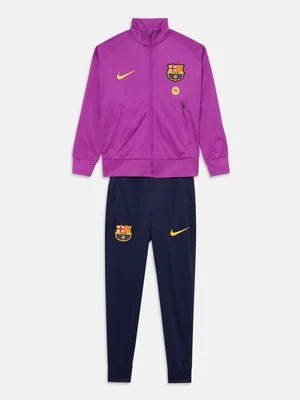 Zdjęcie produktu Dres Nike Performance